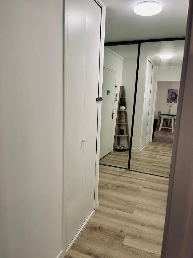 Appartement Centre Ville Avec Garage Troyes Esterno foto