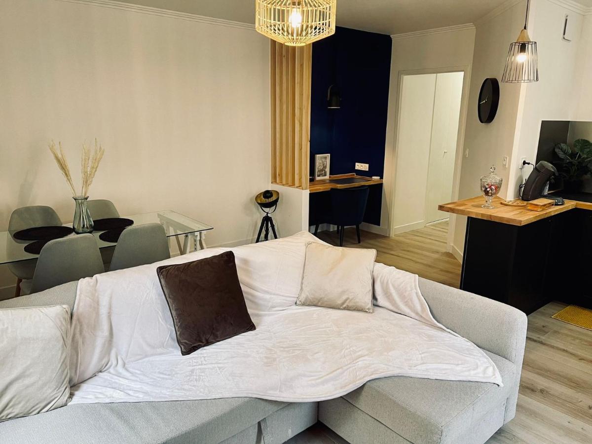 Appartement Centre Ville Avec Garage Troyes Esterno foto